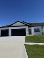 featured image of 200 W Agnes Dr #1