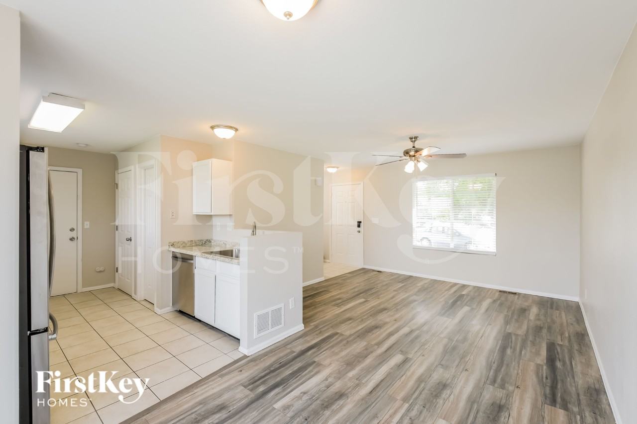 17035 E Florida Pl - Photo 5 of 15