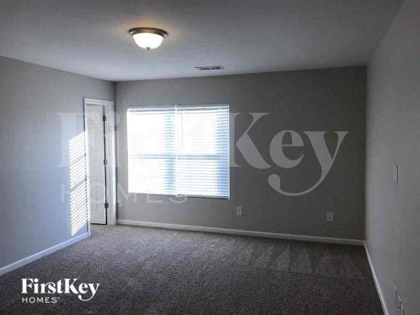 6712 Blackwood Ln - Photo 7 of 10