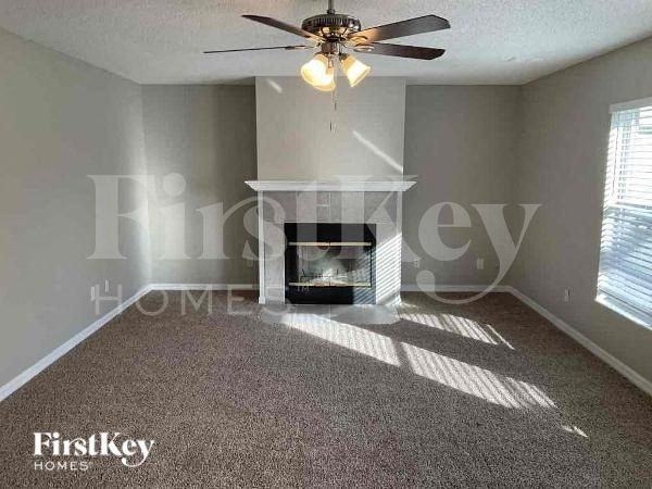 207 Willowbay Ridge St - Photo 2 of 11