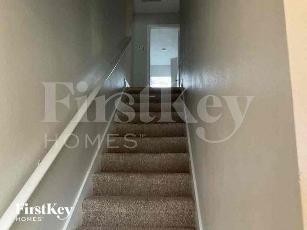207 Willowbay Ridge St - Photo 3 of 11