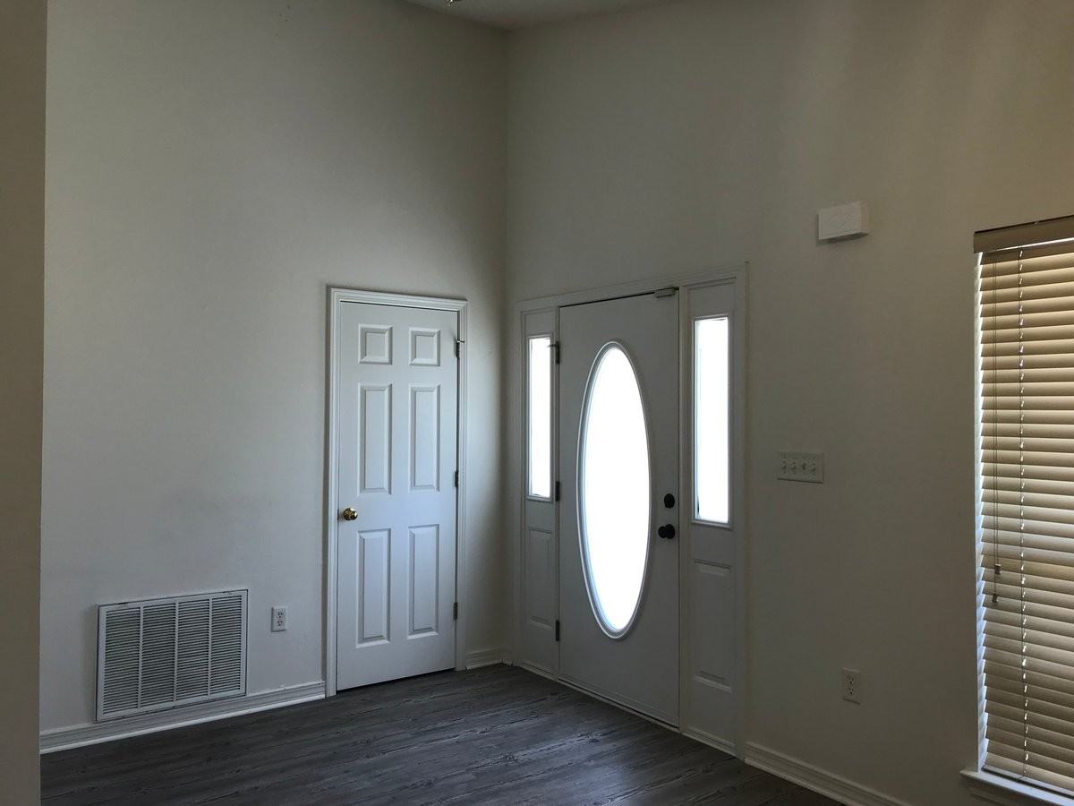 713 Marsh Harbor Dr - Photo 2 of 18