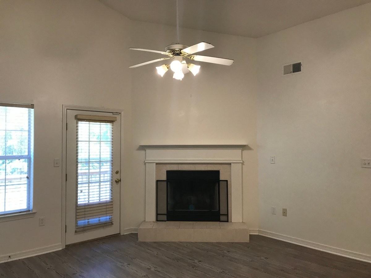 713 Marsh Harbor Dr - Photo 4 of 18