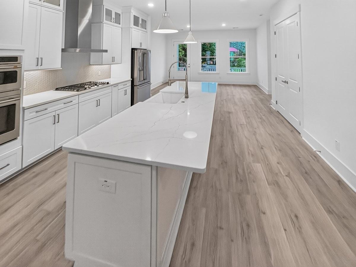 122 Etta Way - Photo 3 of 50