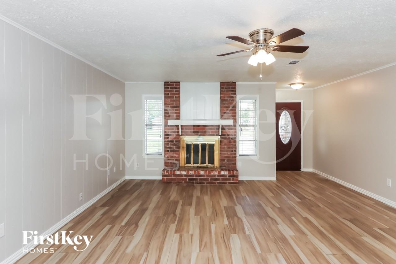 10022 Sweet Gum Ln - Photo 3 of 16