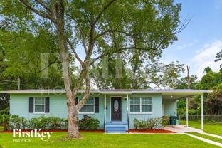 3044 Yanlee Ln - Photo 1 of 1