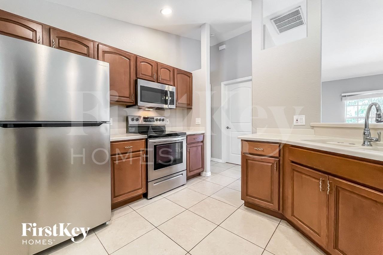 5152 Tolson St - Photo 7 of 15