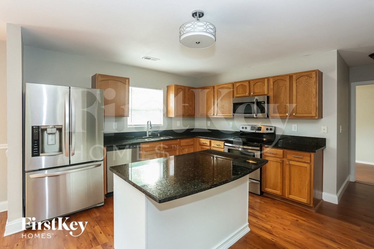 3632 Larkhaven Village Dr - Photo 6 of 15