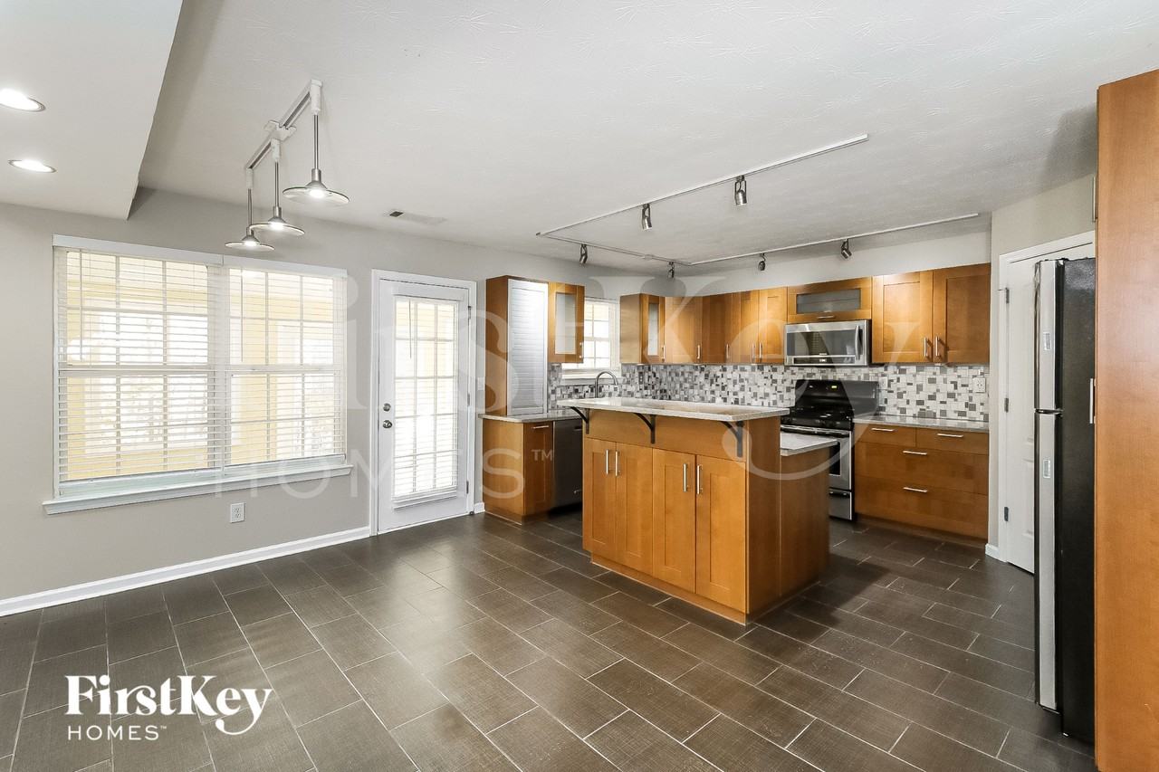 117 River Pass Ct - Photo 4 of 15