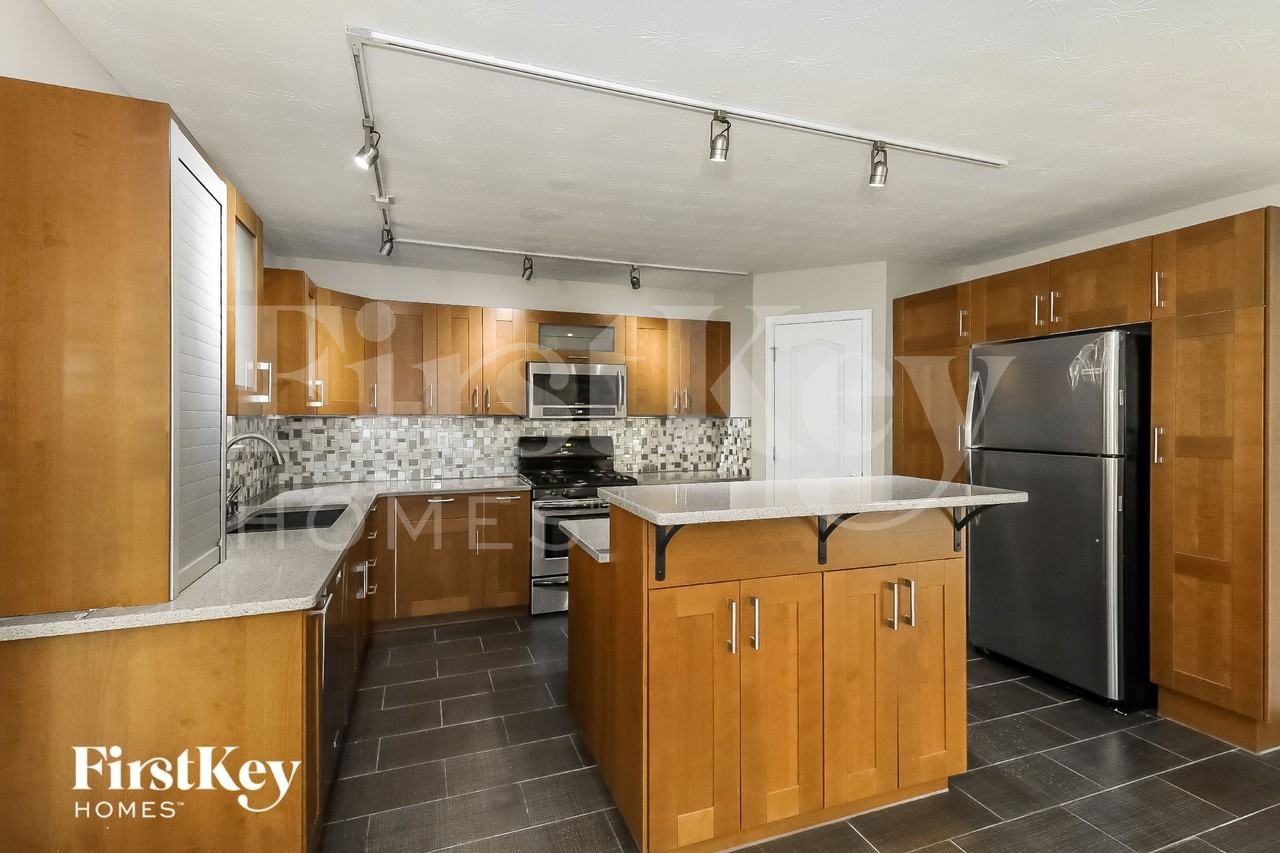 117 River Pass Ct - Photo 5 of 15