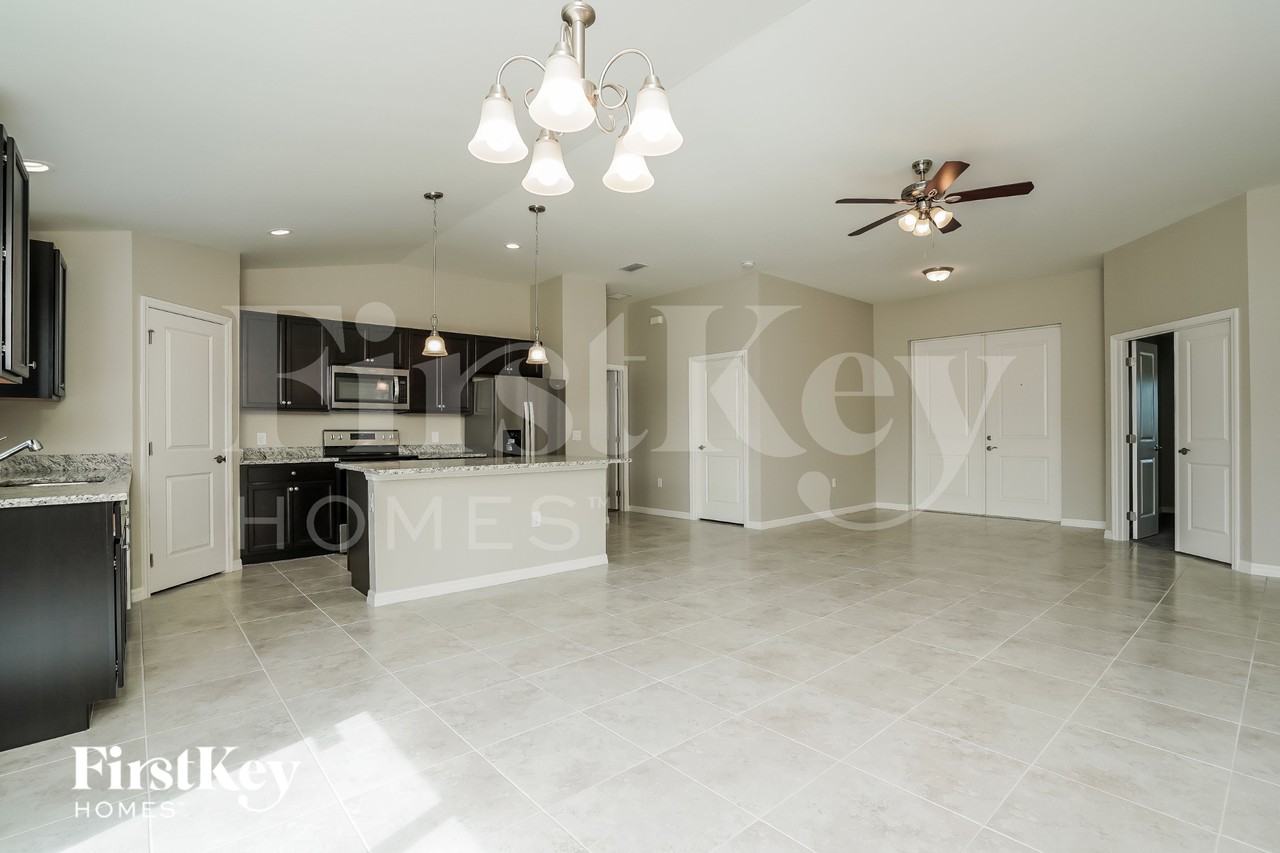 3513 23rd St Sw - Photo 4 of 15