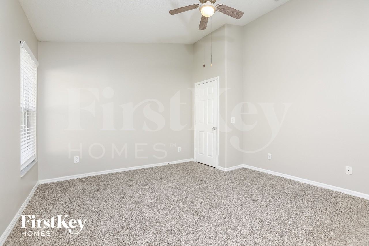 2693 Autumn Creek Cir - Photo 7 of 16