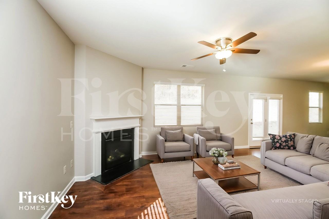 90 Westin Way - Photo 3 of 18