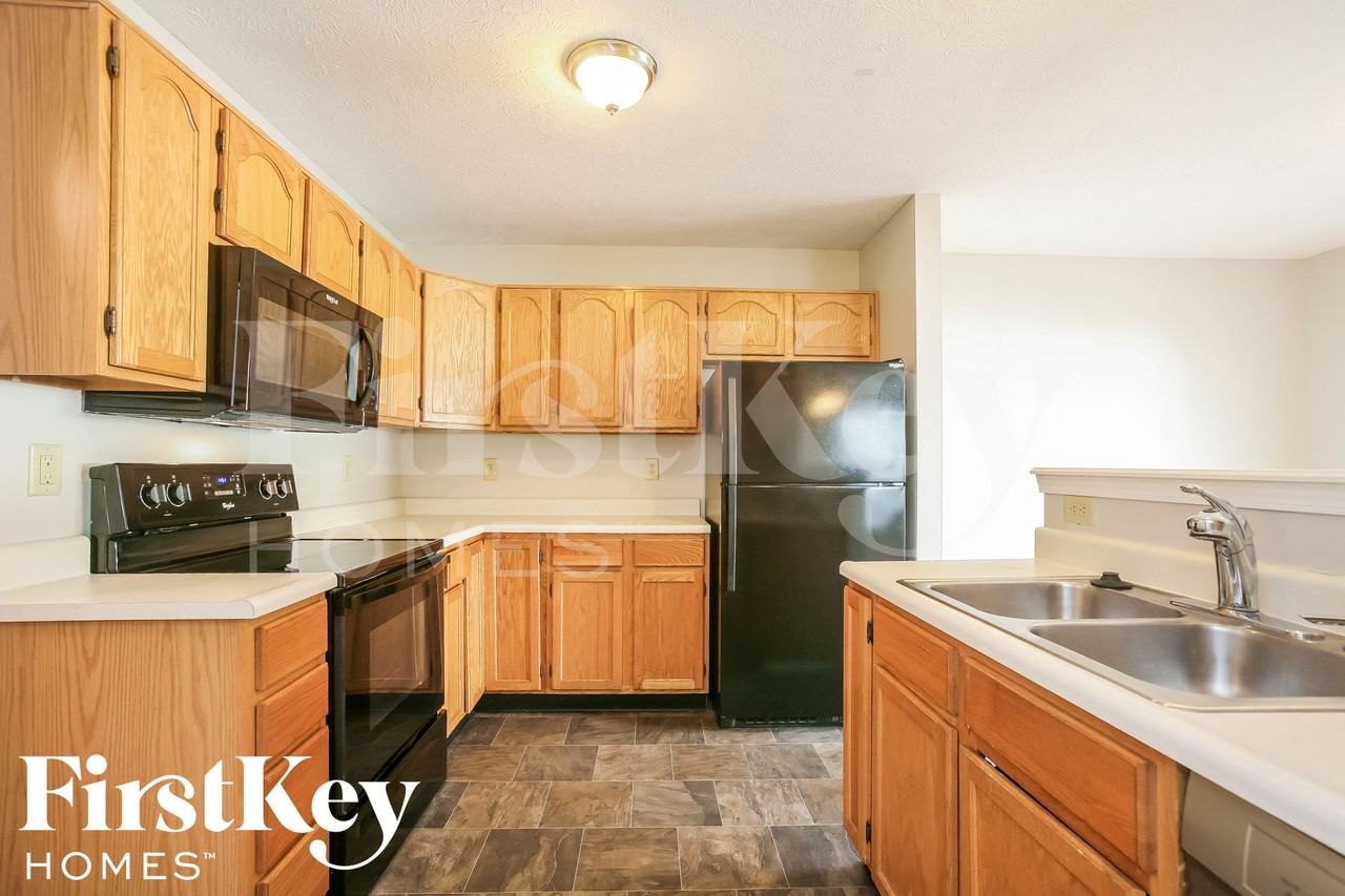 7152 Moon Ct - Photo 4 of 14