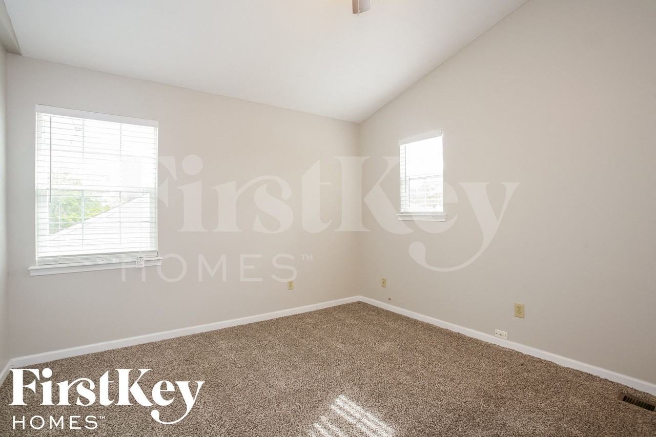 7152 Moon Ct - Photo 6 of 14