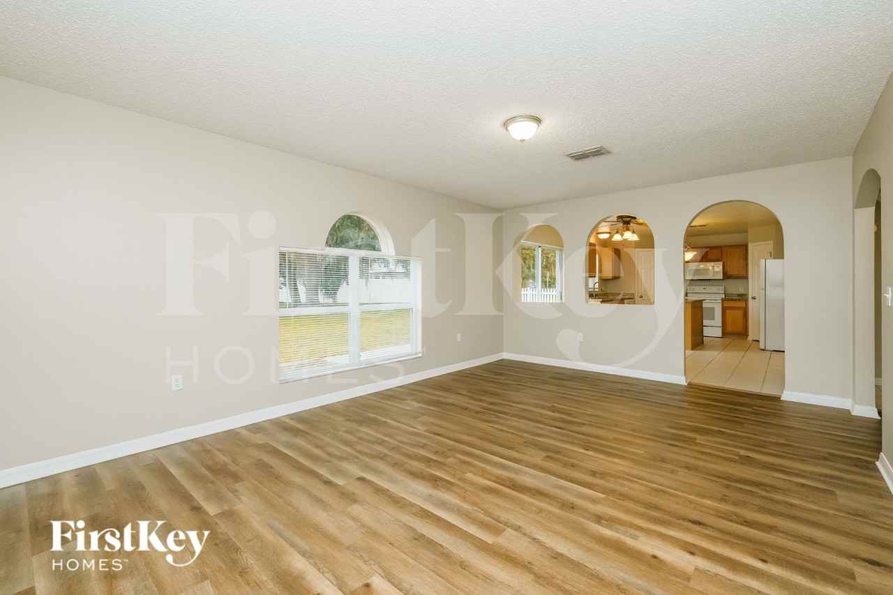 6430 Gondola Dr - Photo 2 of 17