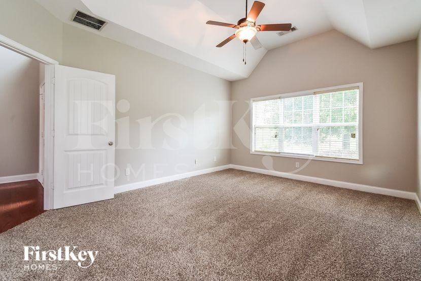 6303 Spring Cove Dr - Photo 7 of 16