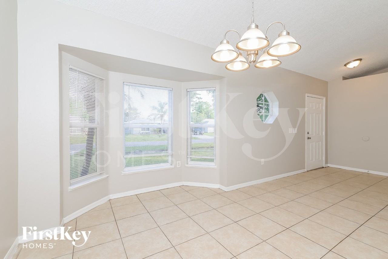 468 Dove Dr - Photo 5 of 19