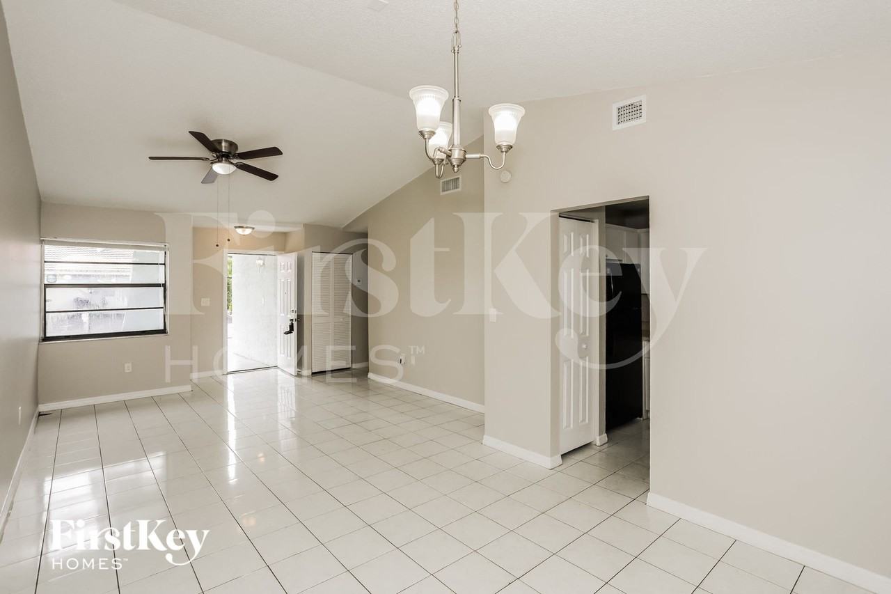 4610 Swct W - Photo 5 of 15