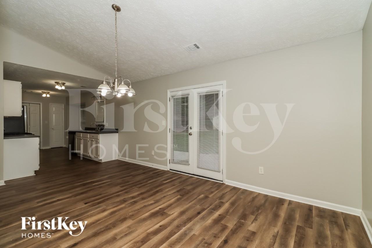 3765 Willow Ridge Rd - Photo 5 of 16