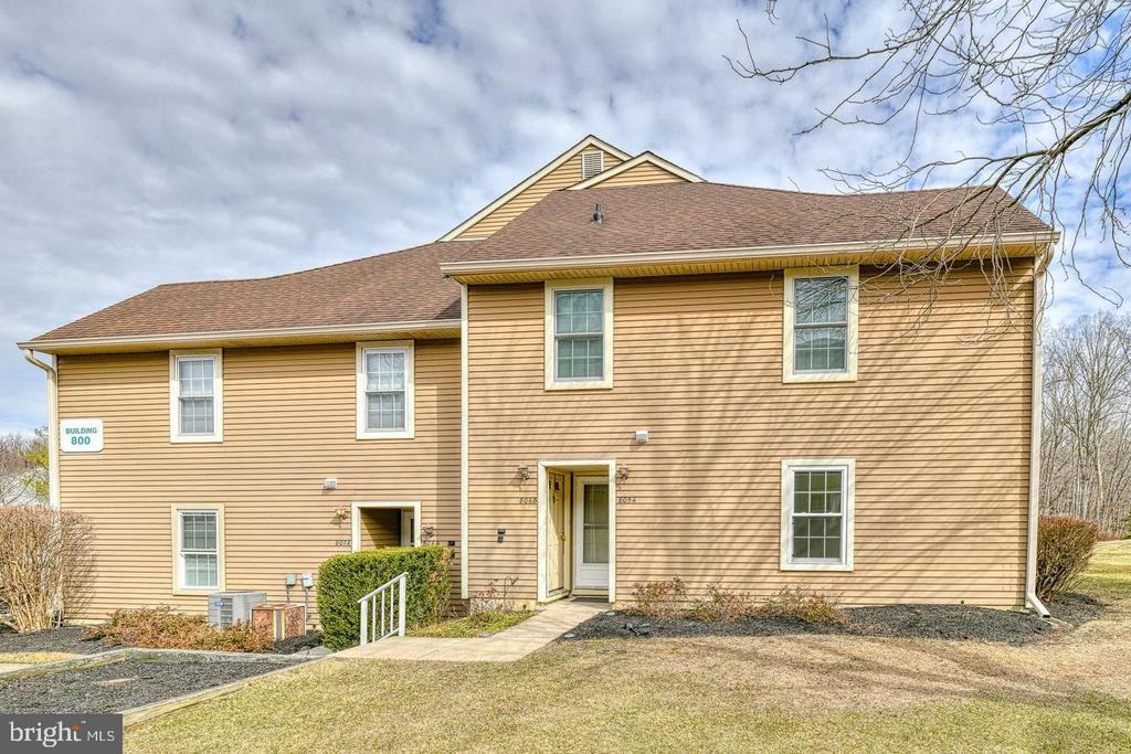Harwood Ct - Photo 2 of 19