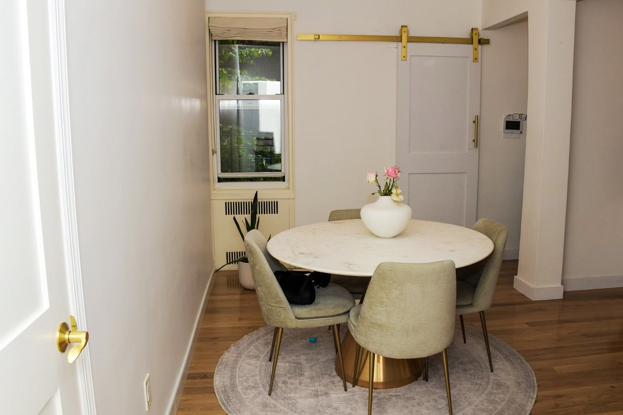 4130 46th St - Photo 4 of 17
