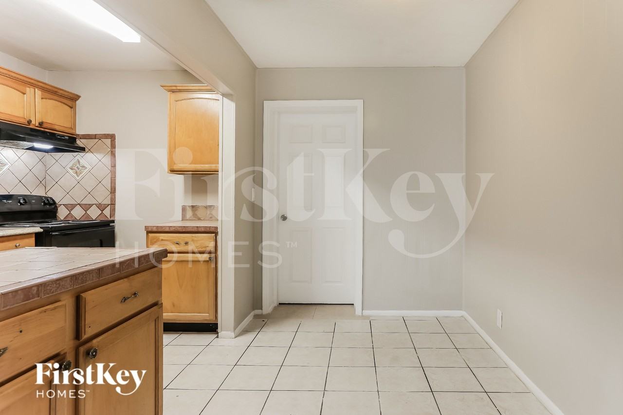 2322 Nave - Photo 5 of 16