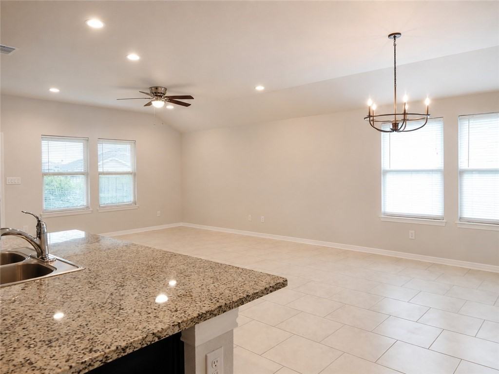 2301 Sky Crest Dr - Photo 6 of 19