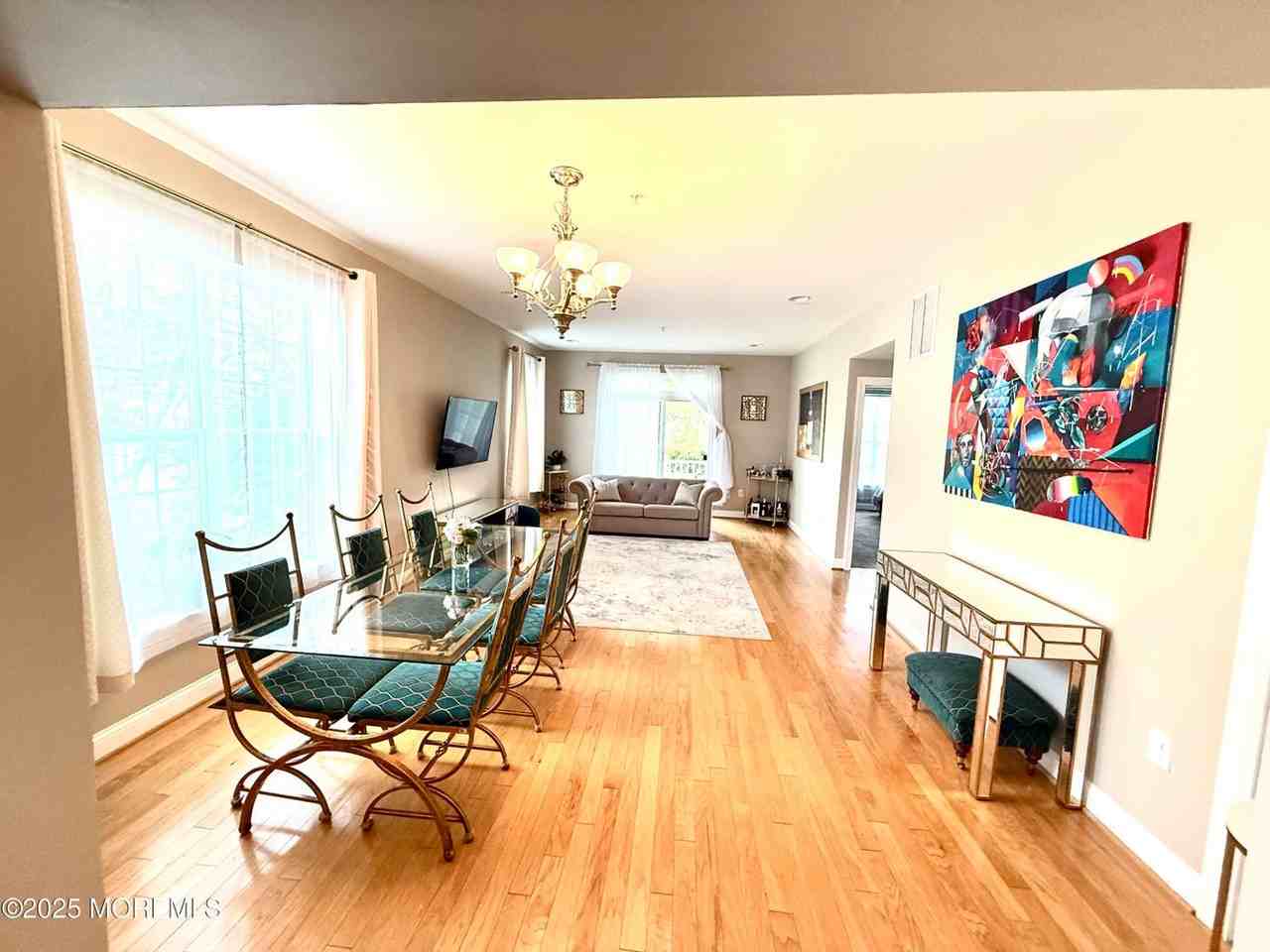 910 Abby Rd - Photo 6 of 34