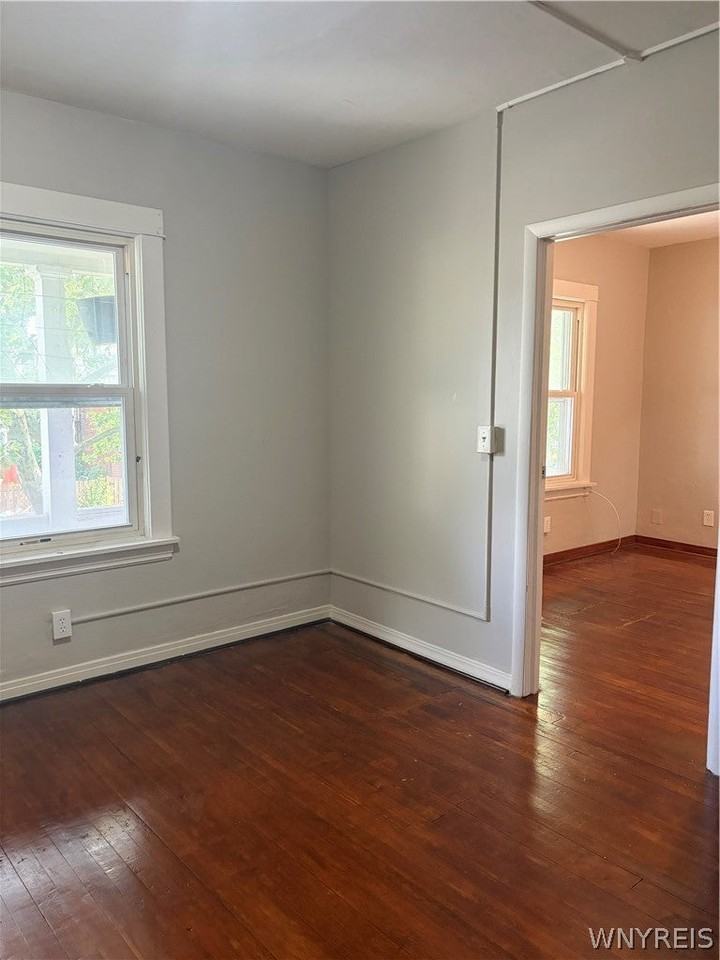1793 Welch Ave - Photo 2 of 9