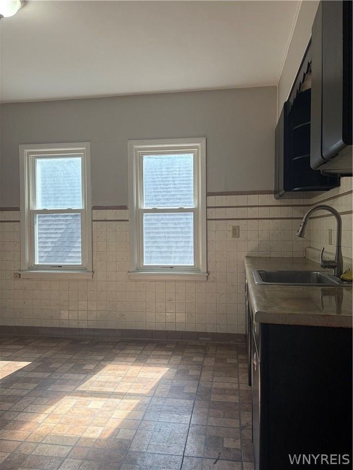 1793 Welch Ave - Photo 7 of 9