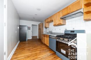 1015 N La Salle Dr #1F - Photo 1 of 1