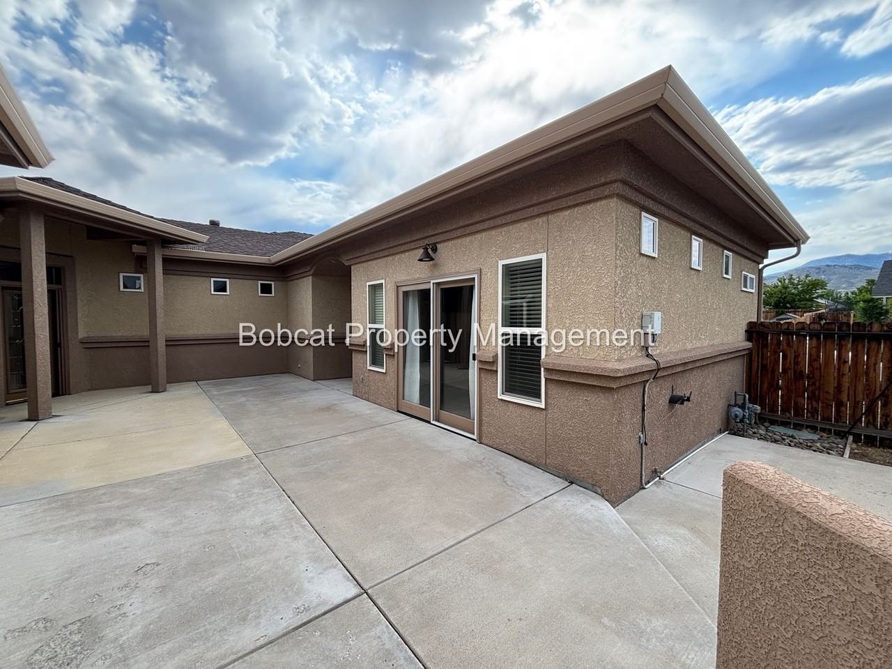 963 Ranchview Cir - Photo 5 of 50