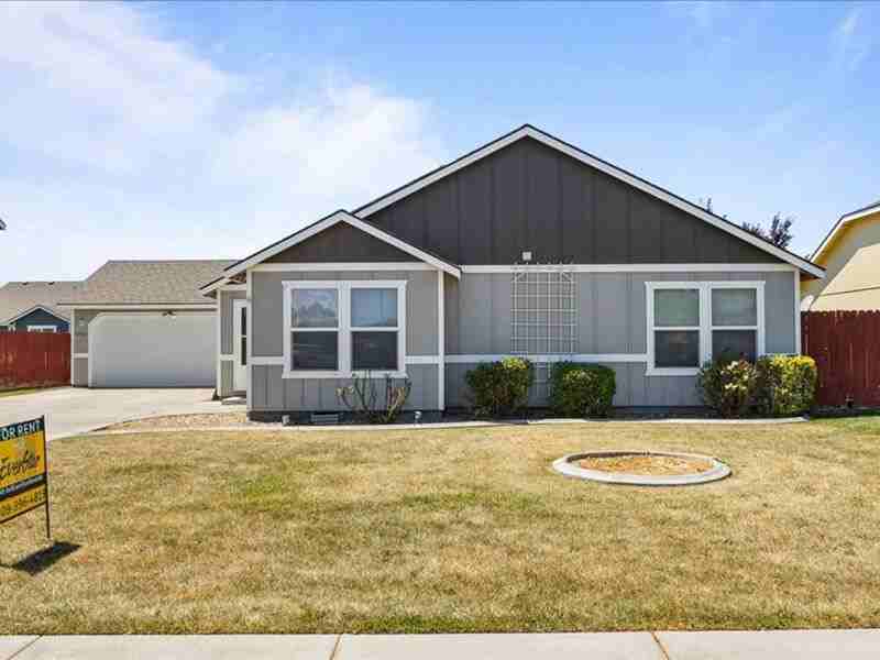 5708 Ochoco Ln - Photo 2 of 21