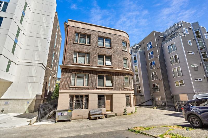 115 Bellevue Ave E #105 - Photo 3 of 16