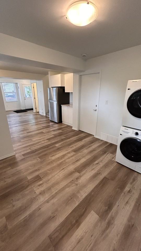 6319 122 Ave Nw - Photo 5 of 17