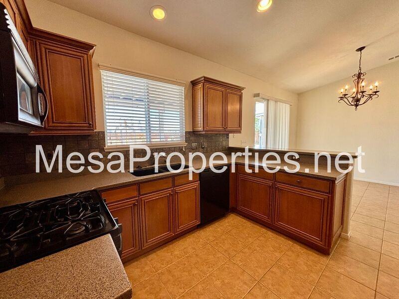 21172 Cabernet Ln - Photo 6 of 22