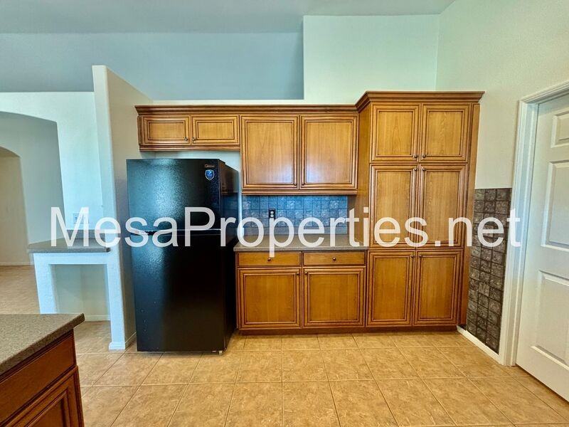 21172 Cabernet Ln - Photo 7 of 22