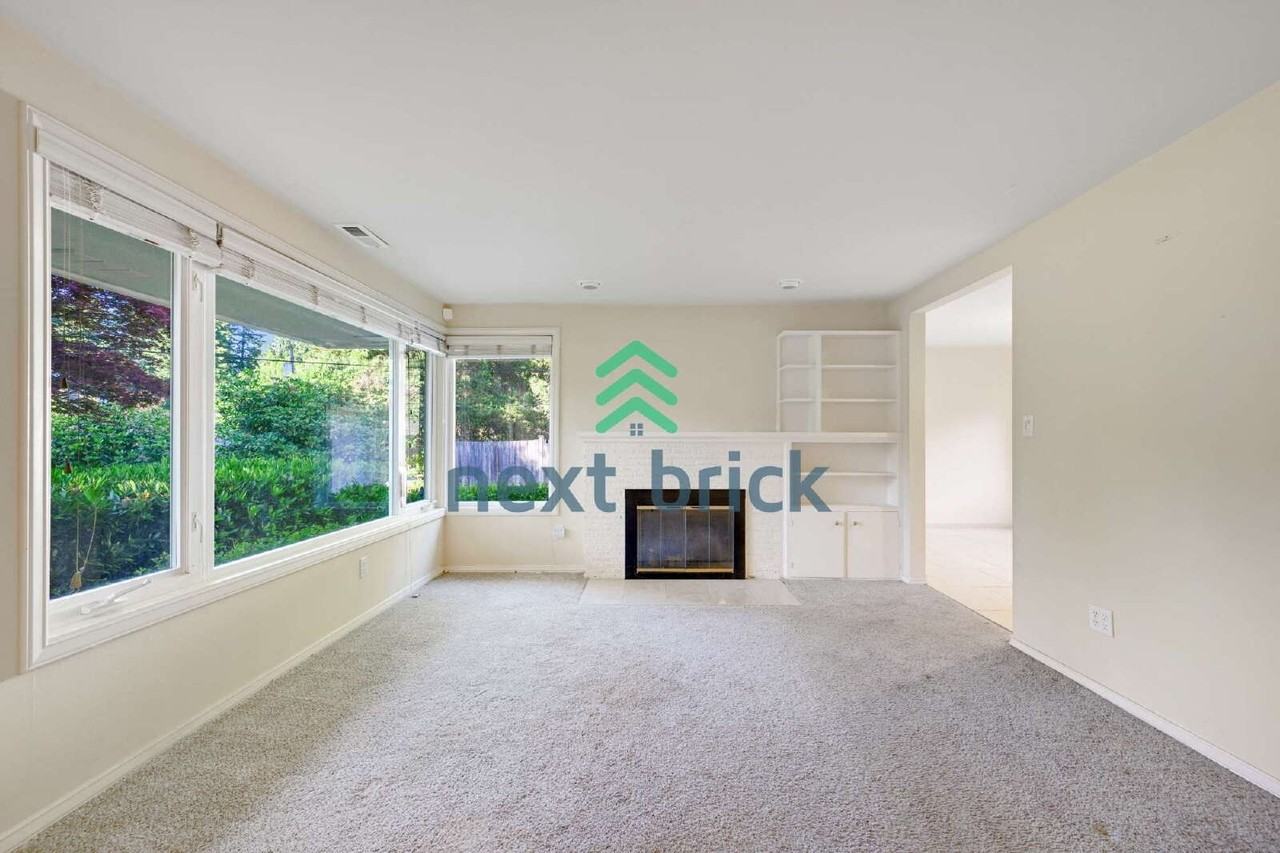 10435 Se 13th St - Photo 4 of 17