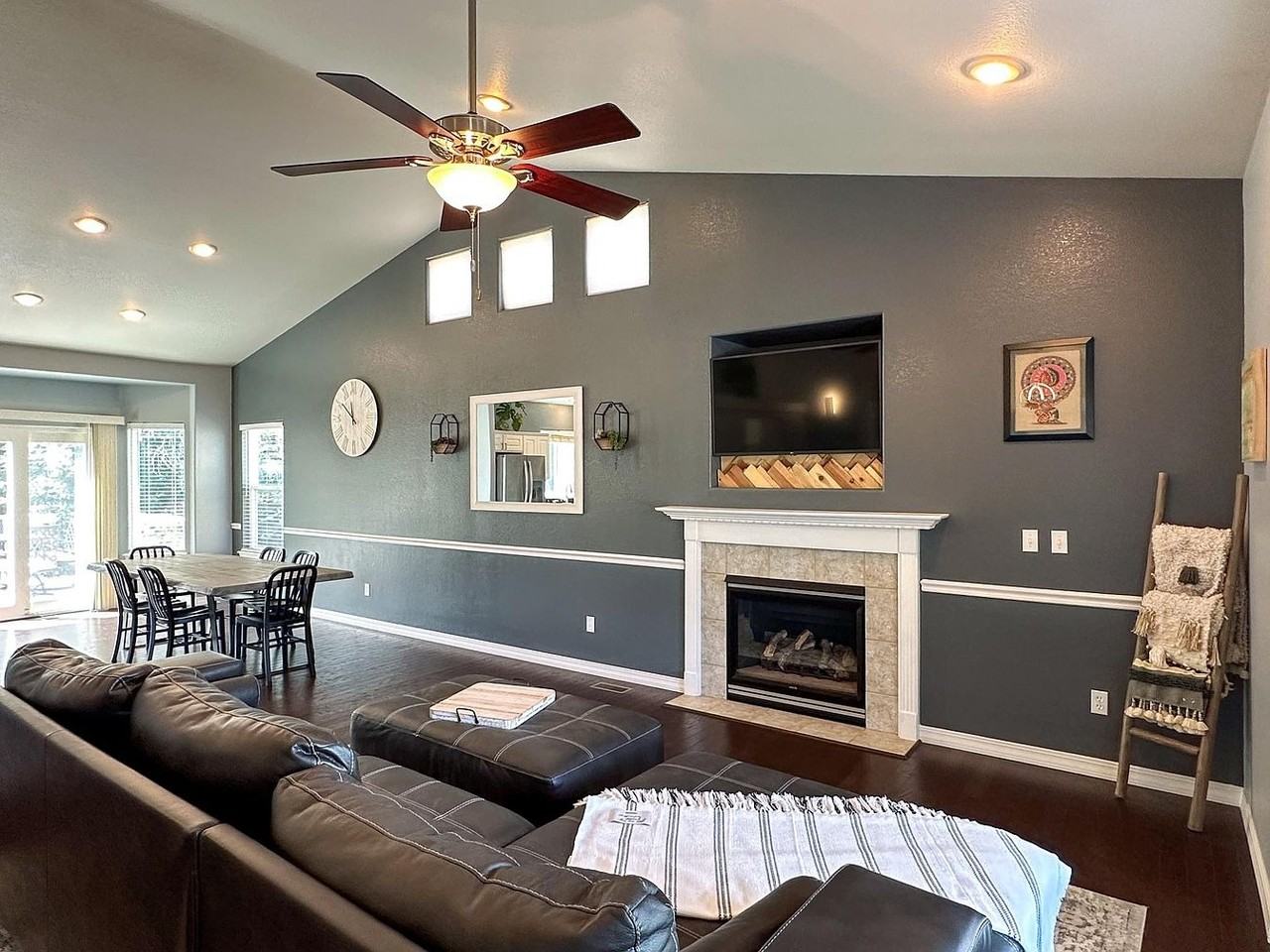 2705 Stone Creek Rd - Photo 4 of 42