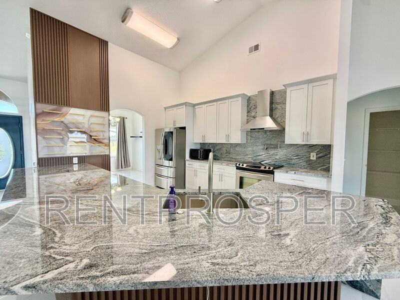 11400 Lovers Ln - Photo 4 of 29