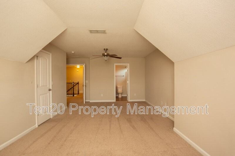2510 Ridgewood Way - Photo 6 of 32