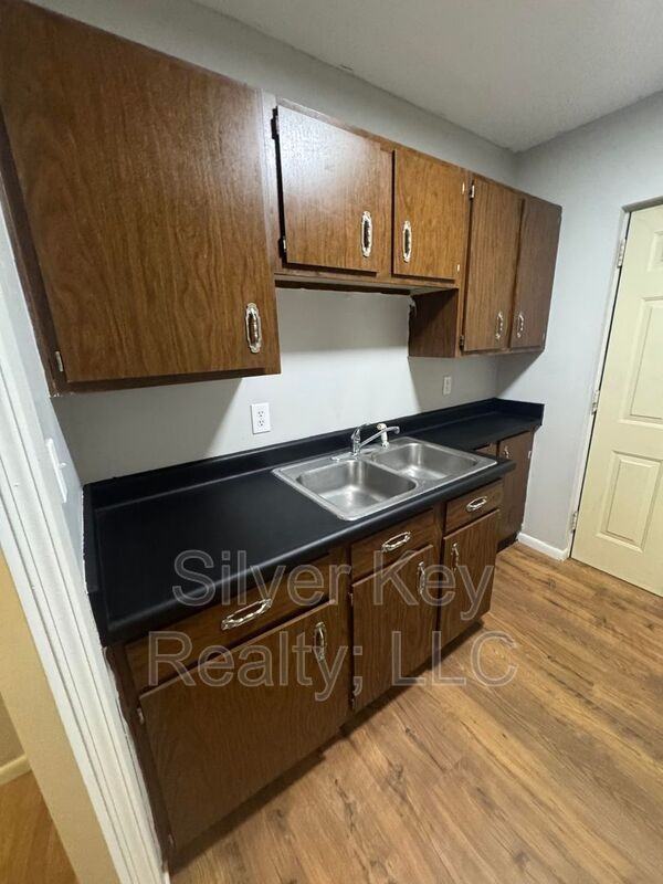 1206 Knoxville Ave #5 - Photo 7 of 16