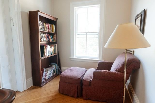 32 Lake Ave #MAIN - Photo 4 of 12
