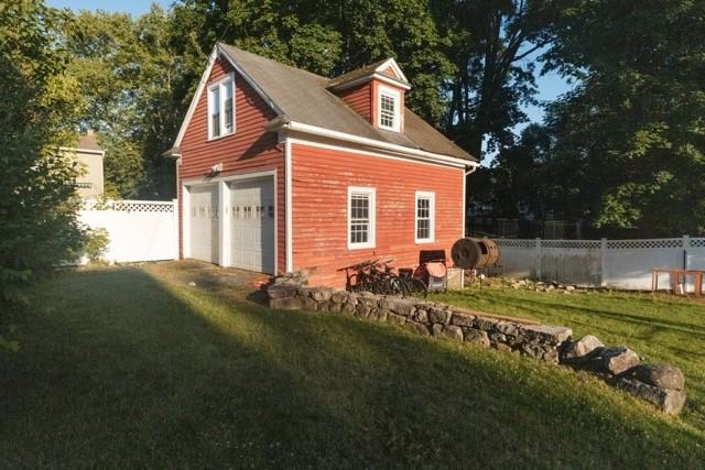 32 Lake Ave #MAIN - Photo 6 of 12