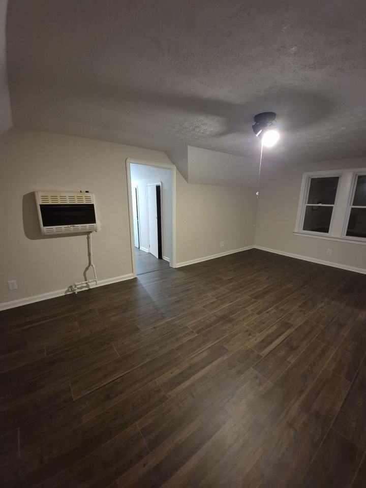 3741 E 118th St #3 - Photo 2 of 7