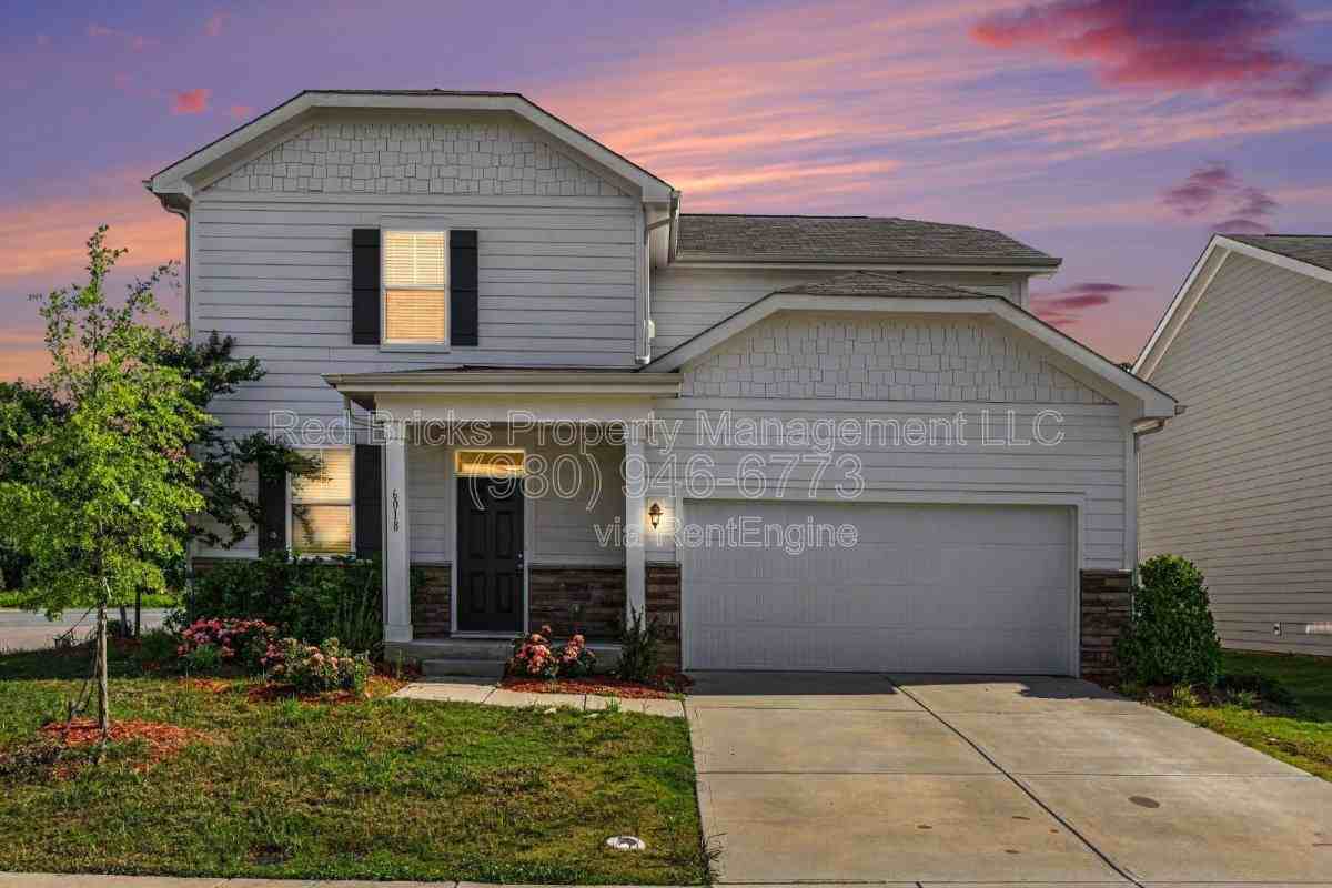 6018 Weddington Pointe Dr - Photo 2 of 10