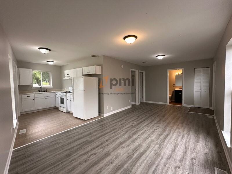 12910 Cline Ave #C - Photo 5 of 15