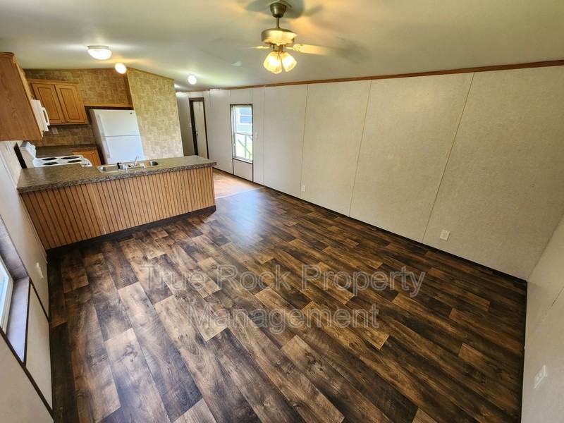16339 County Road 3594 - Photo 2 of 9
