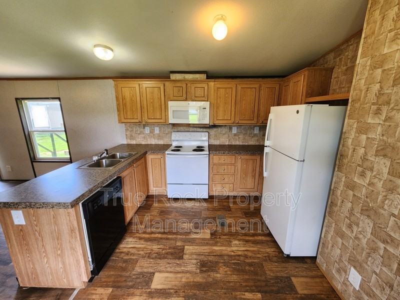 16339 County Road 3594 - Photo 3 of 9